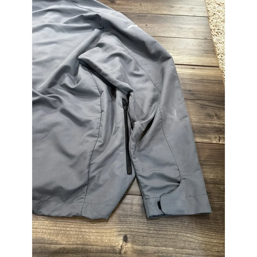 Nike Golf Windbreaker Men's 2XL Gray Dry Fit 1/4 Zip Windbreaker 578675-021